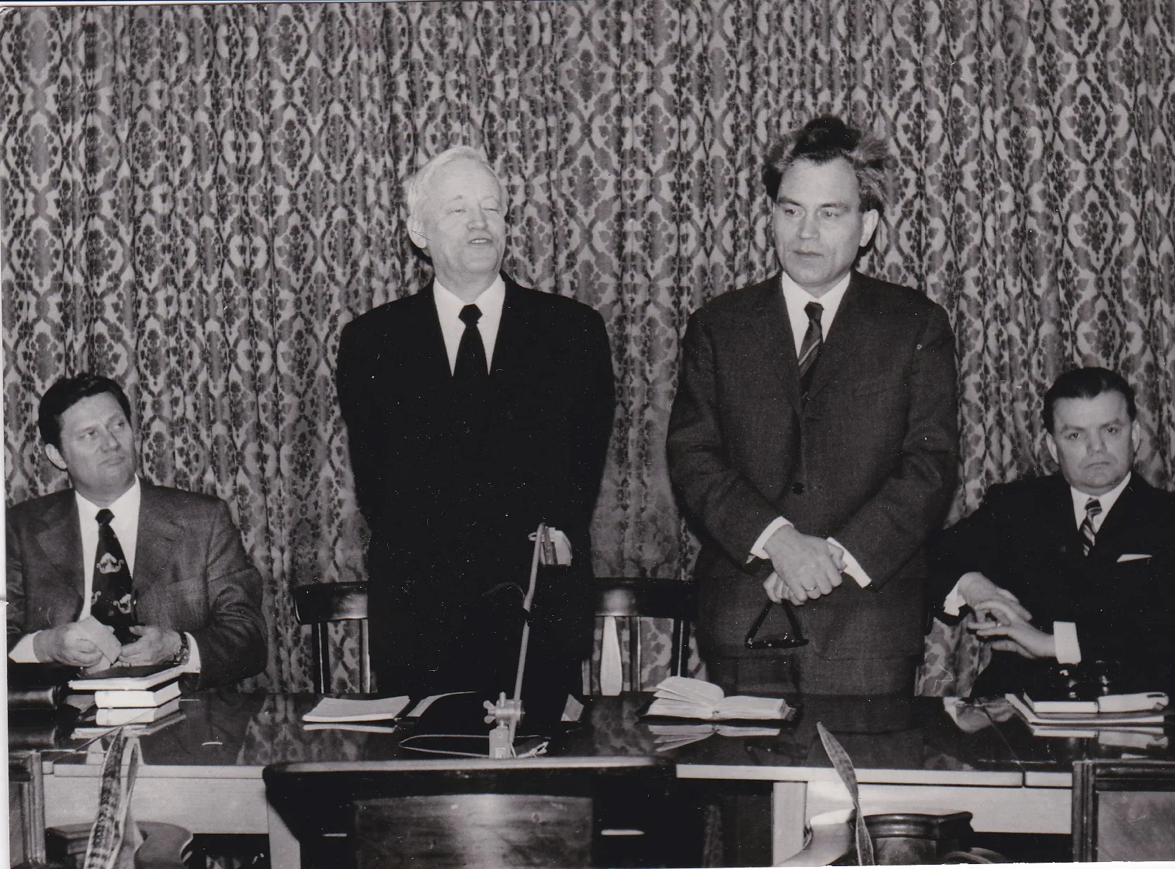  Pénzügyi beszámoló   Zarka Dénes, Brémer tv, Murányi R. Árpád, Szakács József